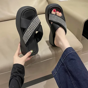 Terlik Rahat yüksek topuklu ayakkabılar Bayan Kare Ayak Platformu Slaytlar Jöle Flip Flop Bir Kama Lüks Yaz Glitter Moda PU C